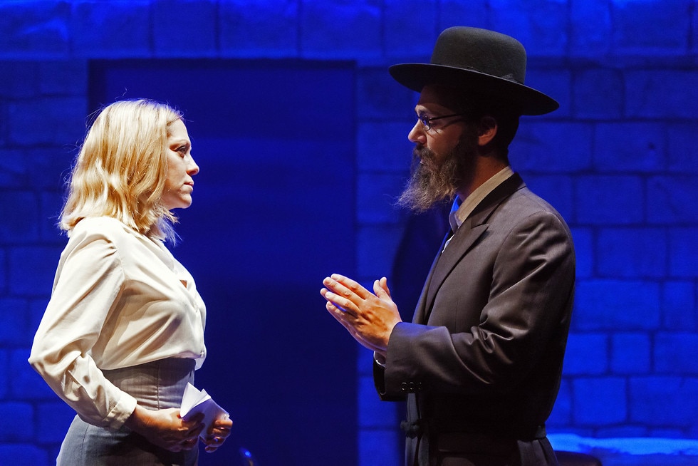 ממסגר חיים שלמים אל תוך פחות משעתיים (צילום: ז'ראר אלון) (צילום: ז'ראר אלון)