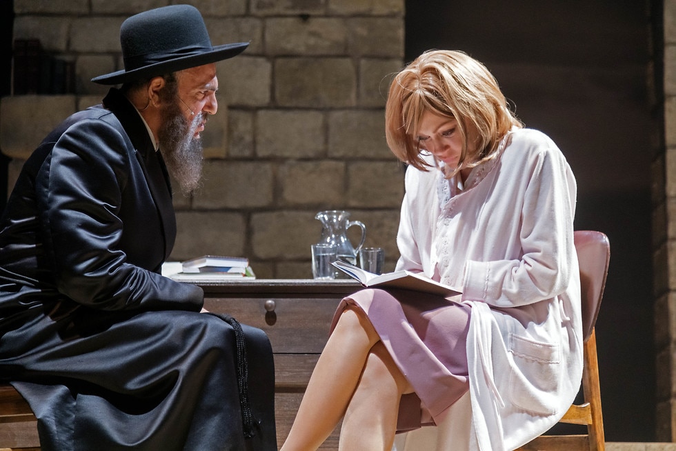 דמויות מורכבות ומעוררות אמפתיה (צילום: ז'ראר אלון) (צילום: ז'ראר אלון)